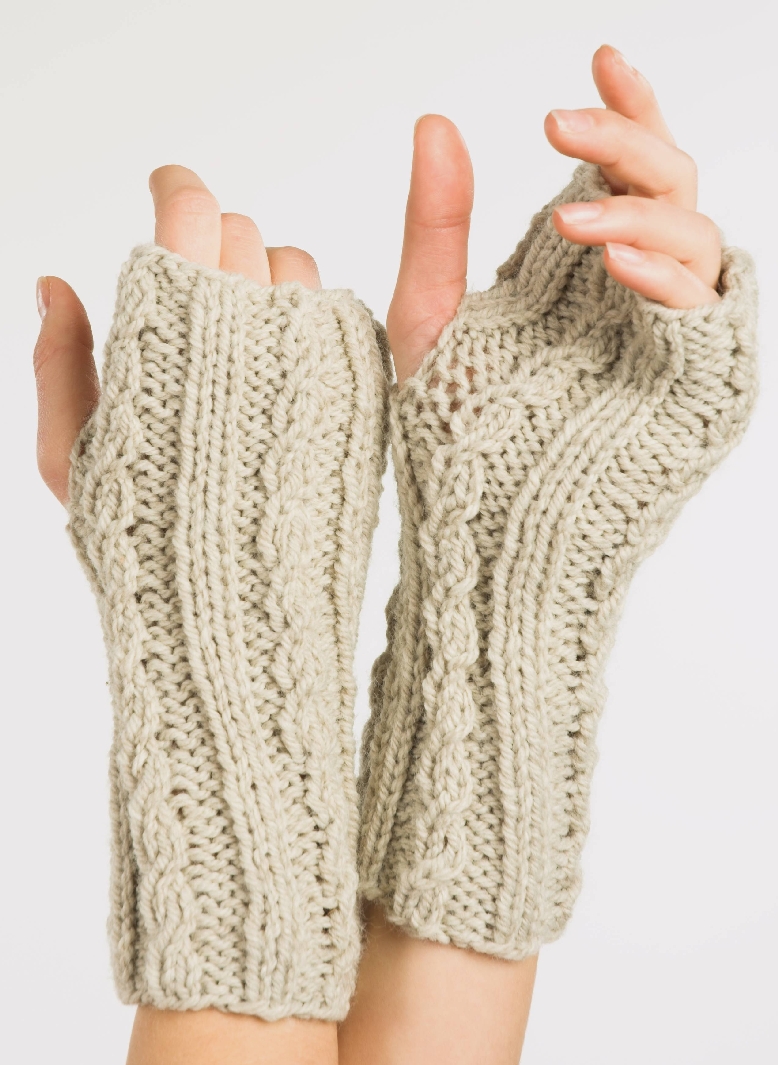 Encore Chunky Fingerless Gloves Pattern - F237 Encore Chunky Fingerless Gloves Pattern - F237